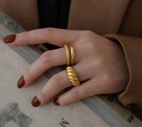 Adjustable Croissant Twisted Chain Designs Ring