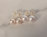 Genuine 18K yellow gold round freshwater ball pearl earrings stud