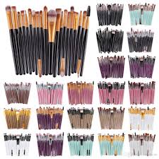 ESSENTIAL 20 PIECE BRUSH SET